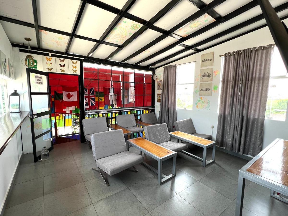 Ica Adventures II Hostel Екстериор снимка