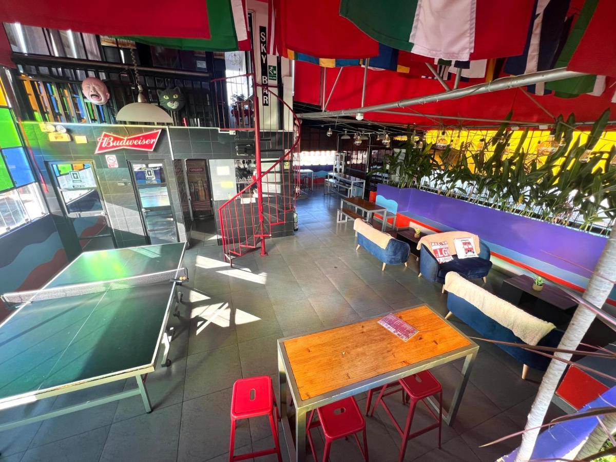 Ica Adventures II Hostel Екстериор снимка