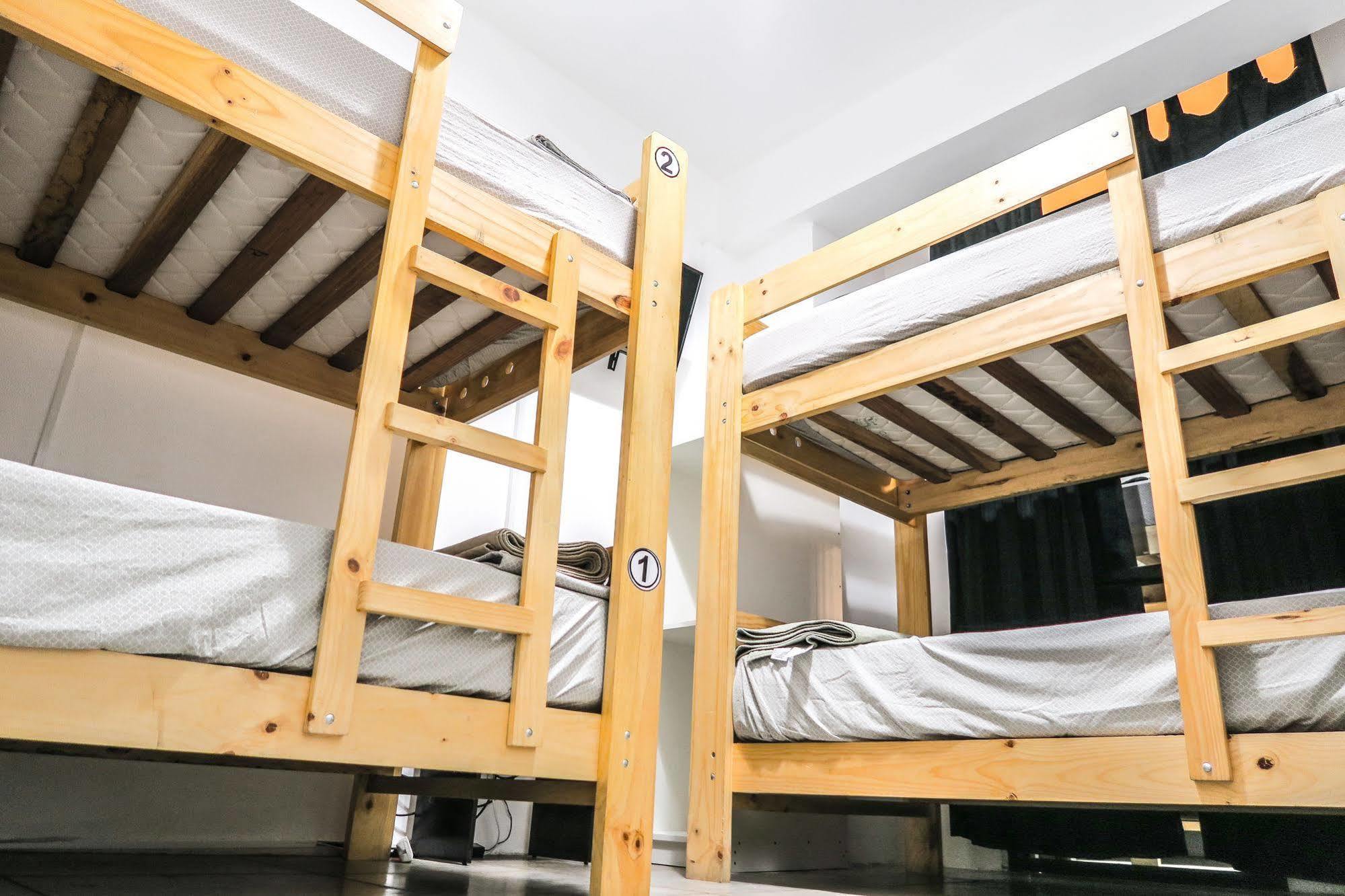 Ica Adventures II Hostel Екстериор снимка
